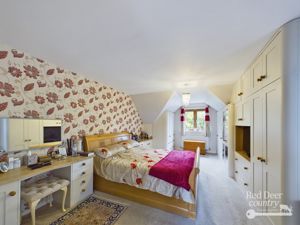 Bedroom 1- click for photo gallery